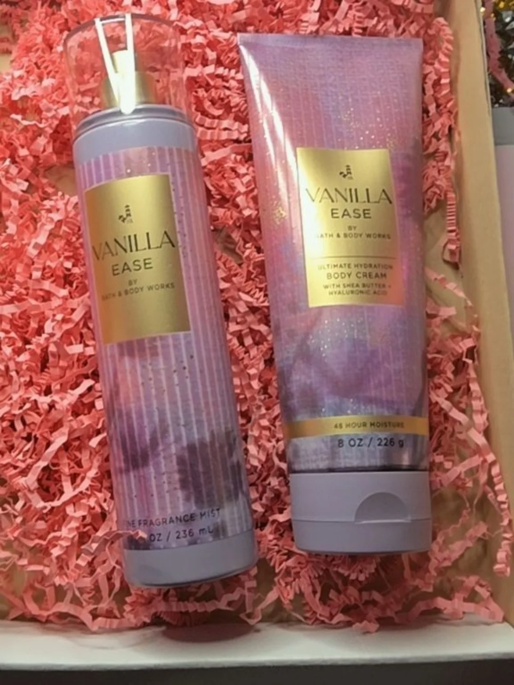 Bath & Body Works Vanilla Ease Set - Lavender Pink with Gold Accents